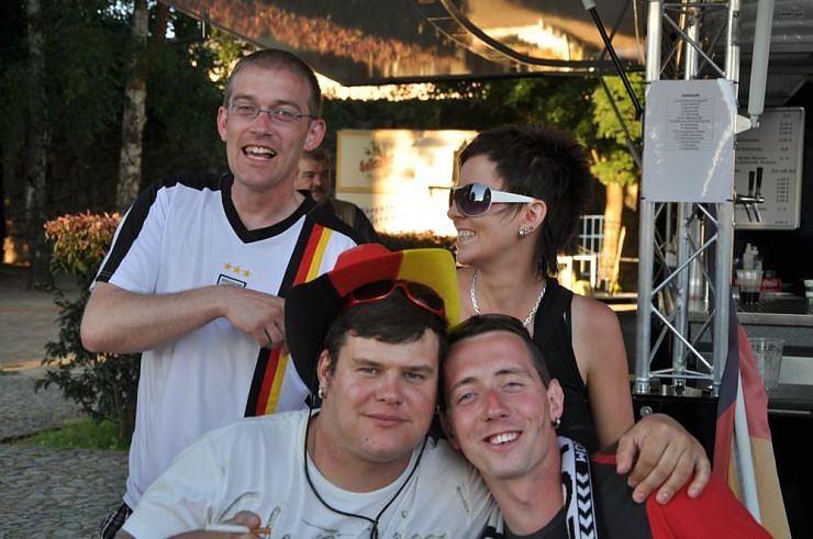 Public Viewing auf den Petersberg