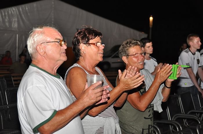 Public Viewing auf den Petersberg