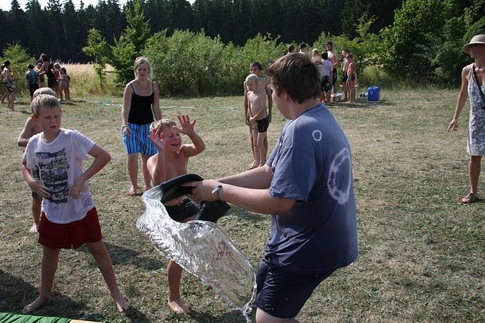 Gel&auml;ndespiel und Wasserschlacht