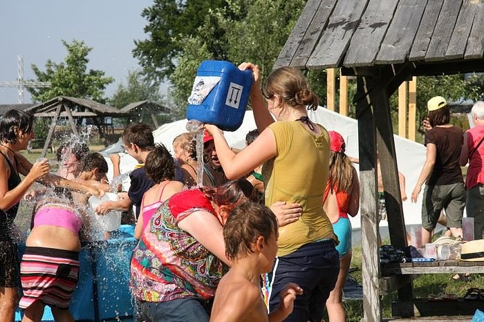 Gel&auml;ndespiel und Wasserschlacht