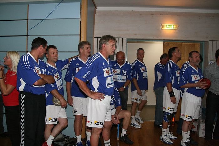 Aufgalopp der Helden und der Promis