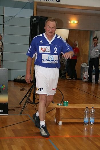 Aufgalopp der Helden und der Promis