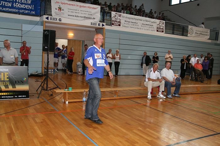 Aufgalopp der Helden und der Promis