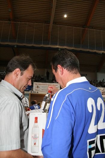 Aufgalopp der Helden und der Promis