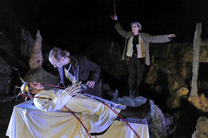 Schreie in der H&ouml;hle