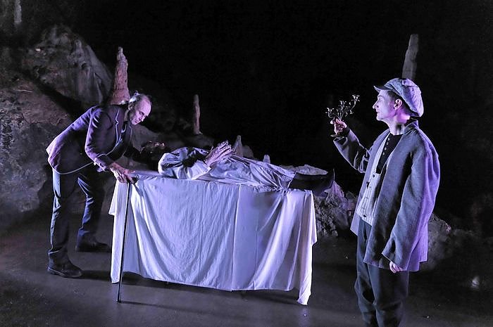 Schreie in der H&ouml;hle