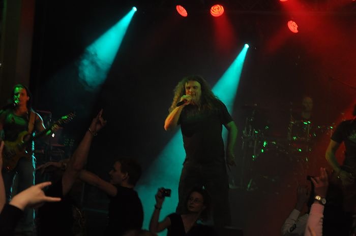 Rocken gegen Aids im Klubhaus