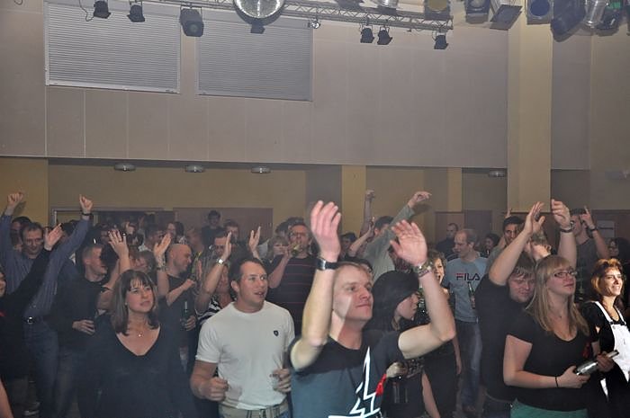 Rocken gegen Aids im Klubhaus