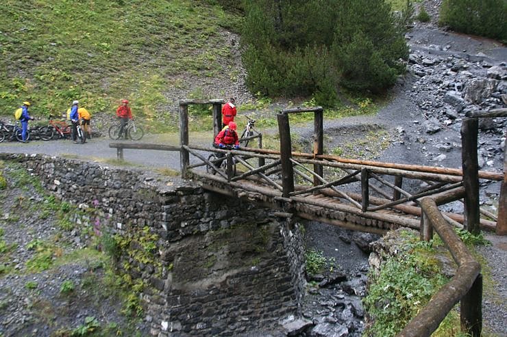hinauf zum Passo Alpisella