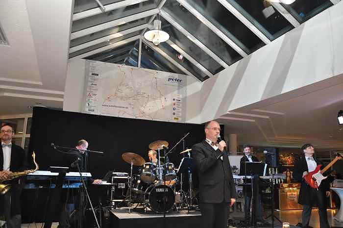 &Auml;rzte- und Apothekerball im Autohaus Peter