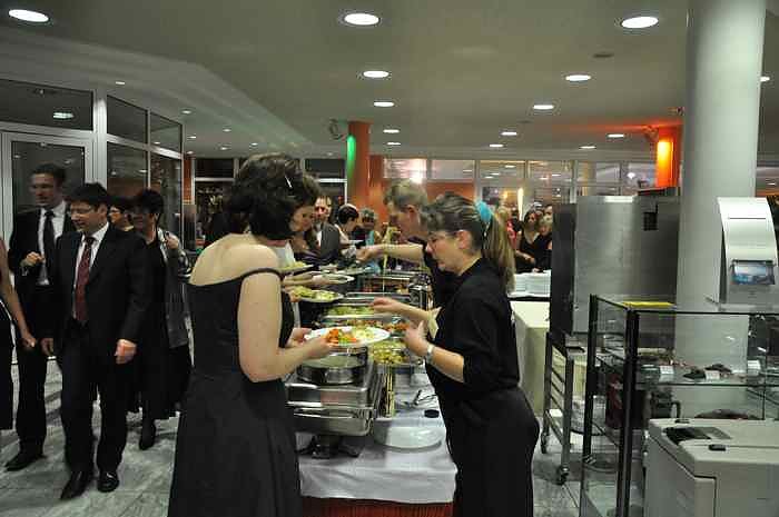 &Auml;rzte- und Apothekerball im Autohaus Peter