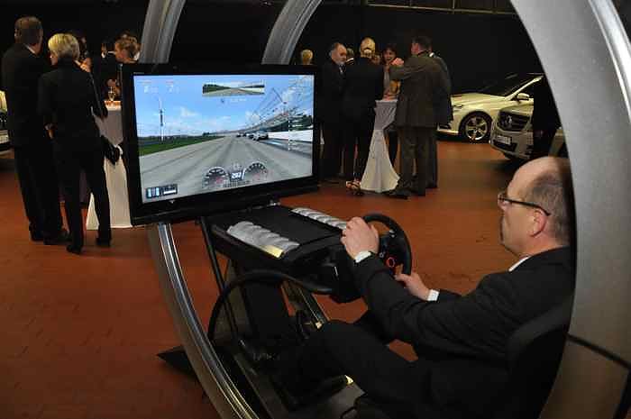 &Auml;rzte- und Apothekerball im Autohaus Peter