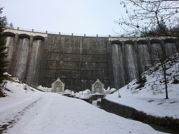 Talsperre bei Neustadt