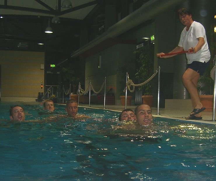 Fu&szlig;ball im Badehaus?