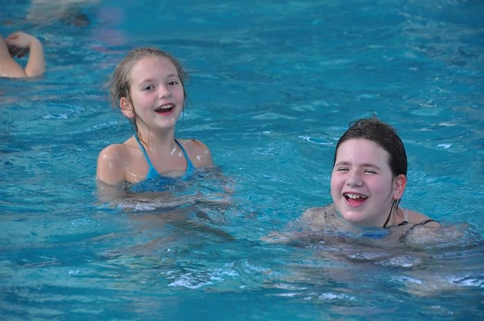 Mega Poolparty im Badehaus