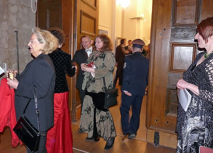 Schlossball er&ouml;ffnet