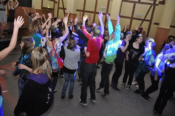 Coole Junge Party im Klubhaus