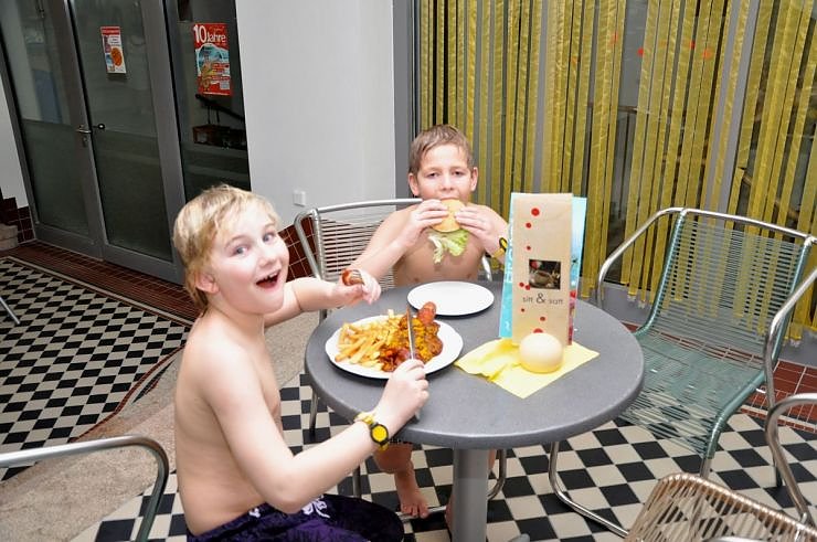 Badehausparty mit AquaMovie